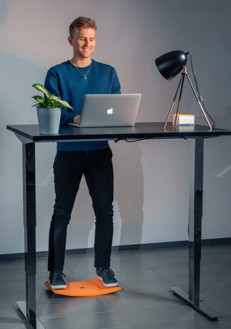 goodposture-e1682178687552-1443x2048
